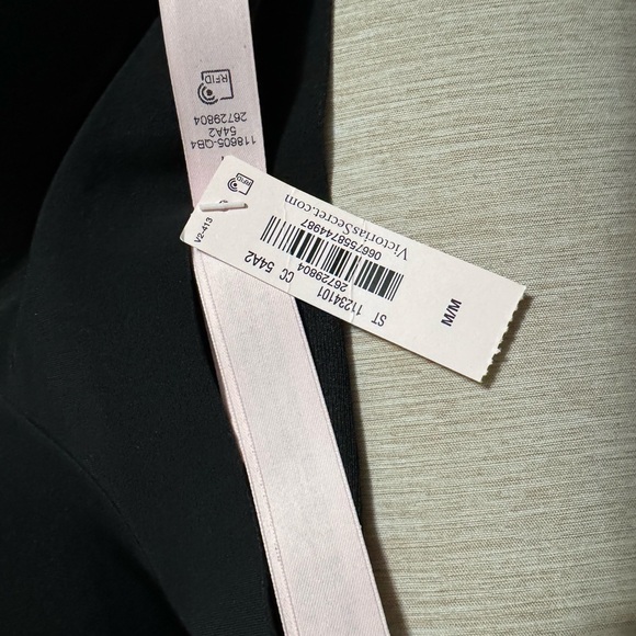 Victoria’s Secret Bralette - Picture 6 of 9